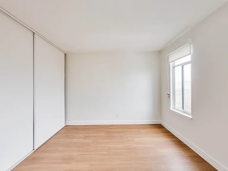 4350 Kirkham Street — Photo 17