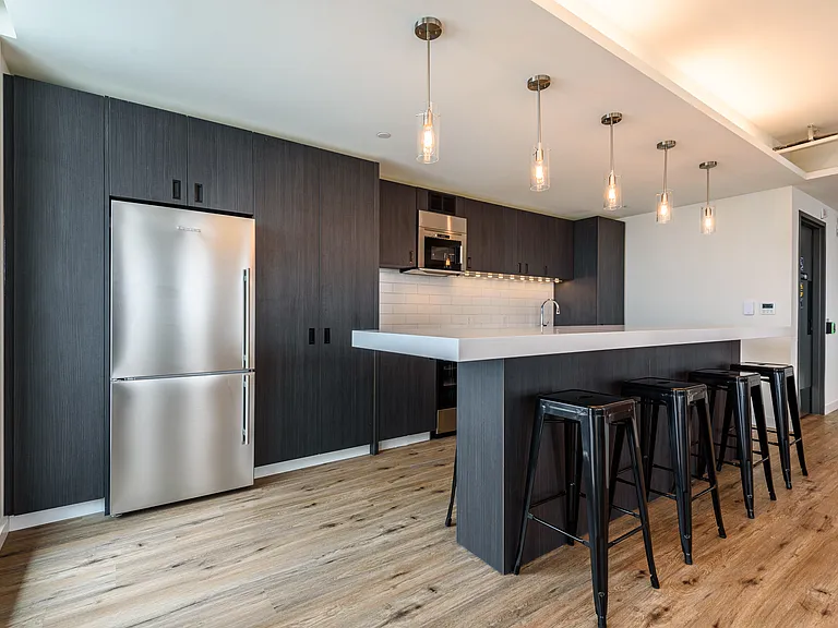 140 Ferguson Dr — Photo 29