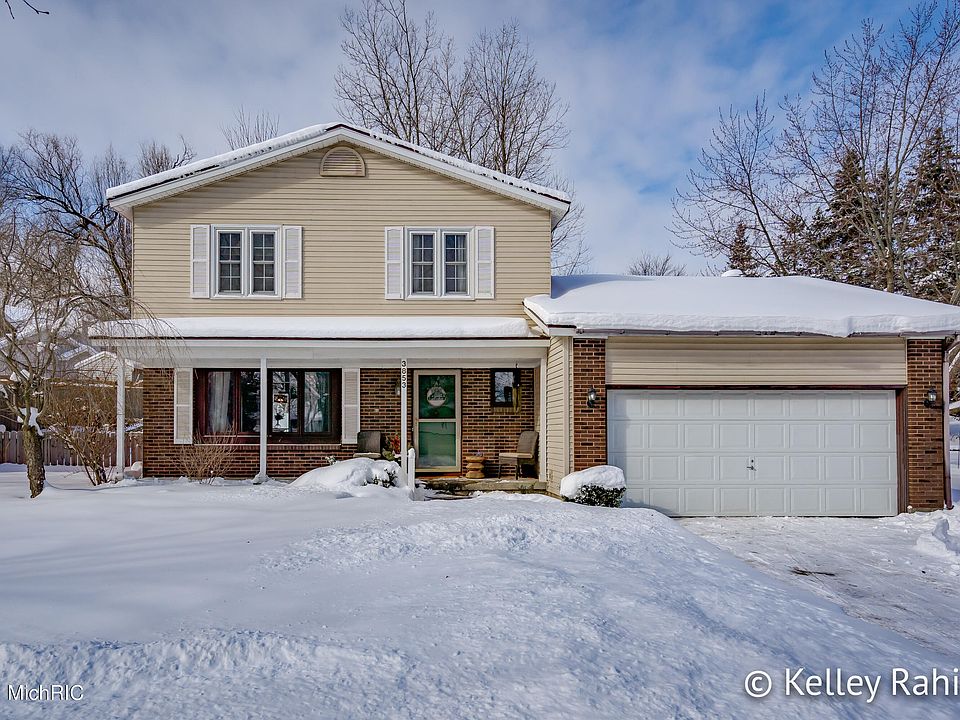 1st image of 3853 E Norwalk Dr SE