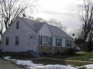 6737 Westcott Rd, Falls Church, VA 22042