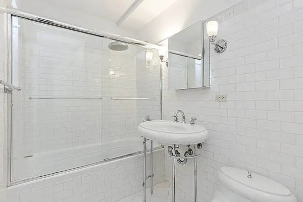 Rented by Corcoran | media 17