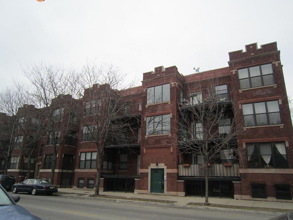 1st image of 3740 W Wrightwood Ave APT 2