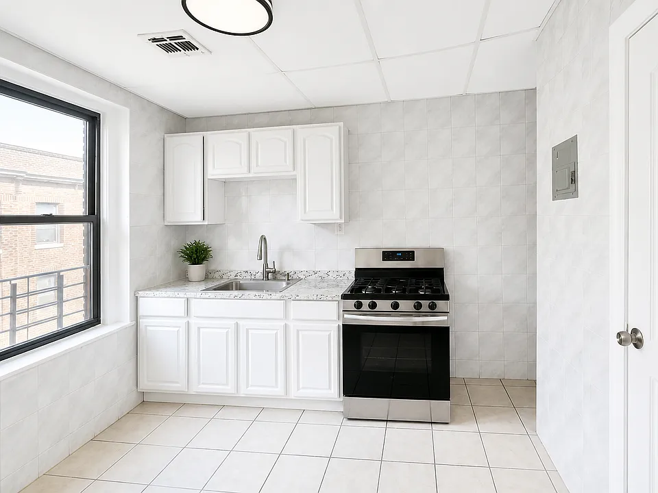 48 Milford Ave #17