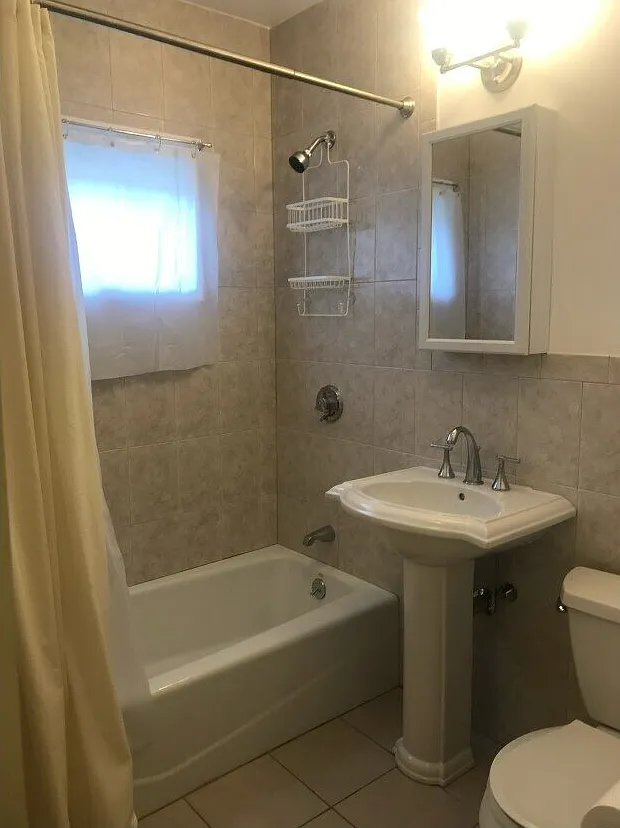2 bed, 987 sqft, $3,250 — Photo 3