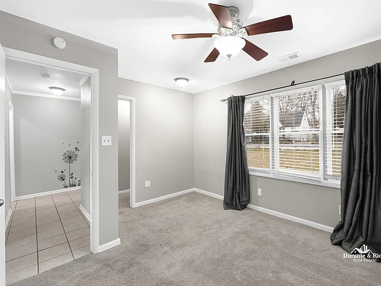 232 Highland Rd — Photo 18