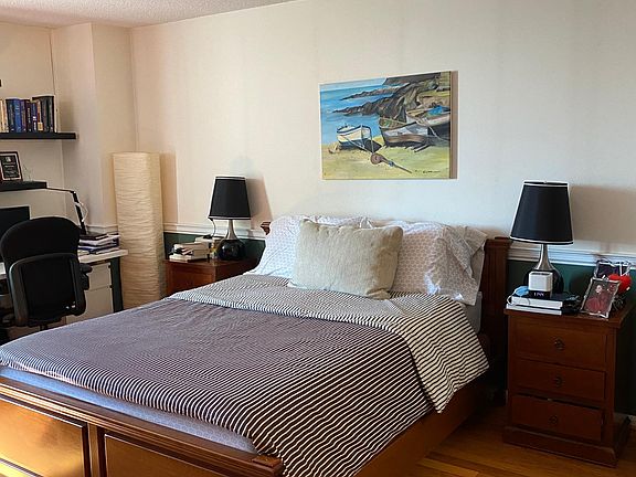 4th image of 7401 Westlake Ter APT 302