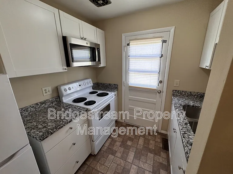 4352 Sunray Rd #A — Photo 4