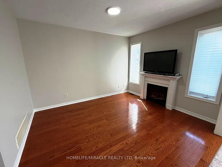 26 Fishing Cres — Photo 8
