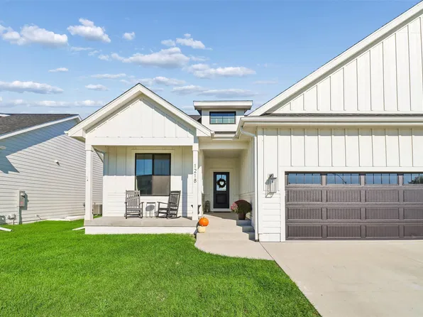 1218 NW 32nd St, Ankeny, IA 50023