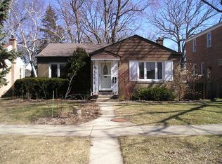 8231 Kedvale Ave, Skokie, IL 60076