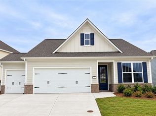 27 Masters Dr, Villa Rica, GA 30180