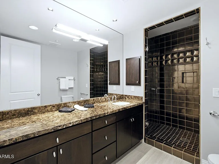 15802 N 71st St #551 — Photo 39