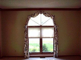 5th image of 2801 Blarney Stone Ln