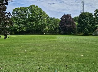 13 Mary St, Skowhegan, ME 04976