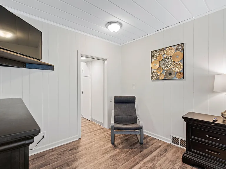 804 N Perry Ave — Photo 26