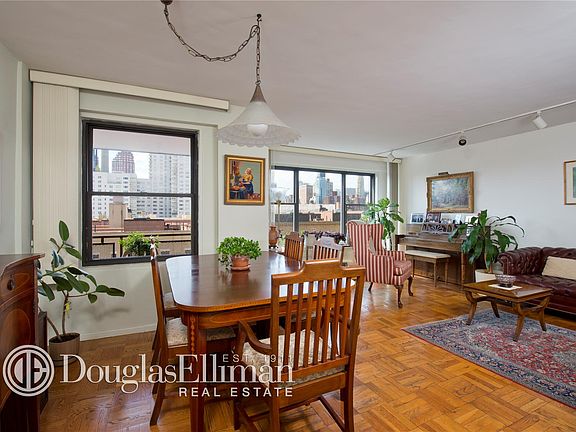 2nd image of 505 E 79th St APT 9L