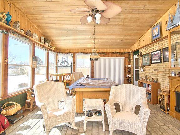 5th image of 725 Greenfield Dr