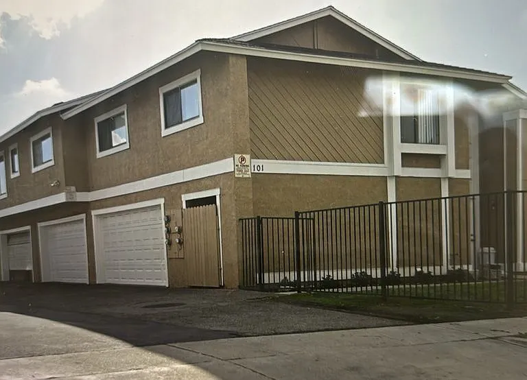 101 Wiseman Way #D — Photo 2
