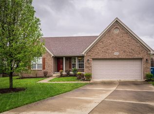 8508 Bucking Trail Ct, Louisville, KY 40291