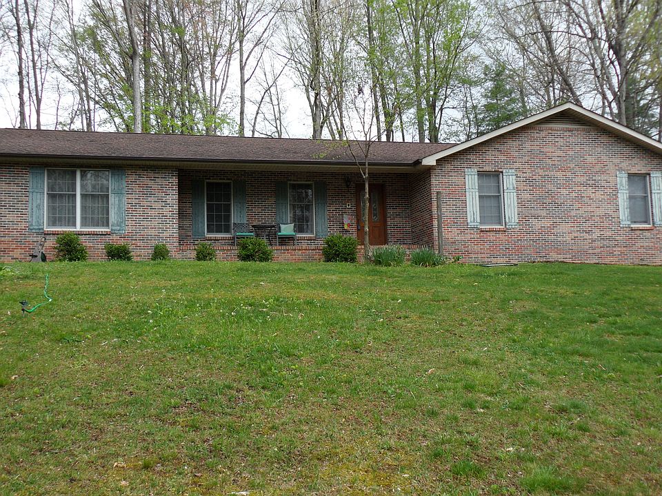 1st image of 17599 Mahogany Dr