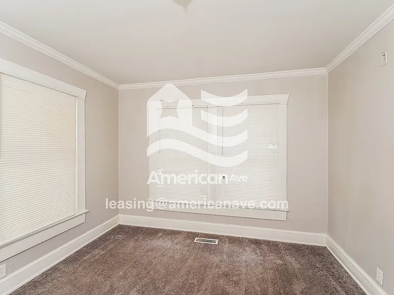 454576_012_bedroom_13898854.jpg