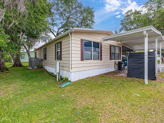 4th image of 1665 Calvin Cir