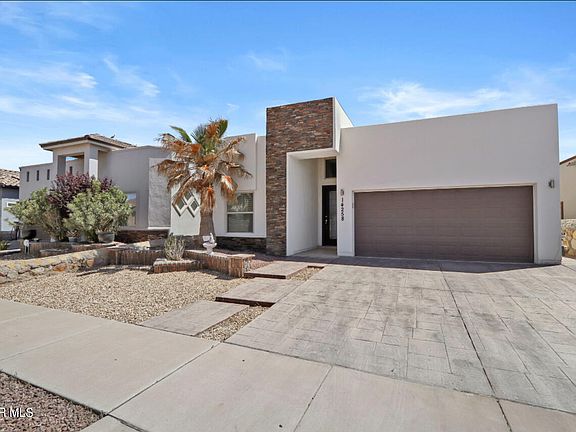 2nd image of 14258 Loma Esmeralda Dr