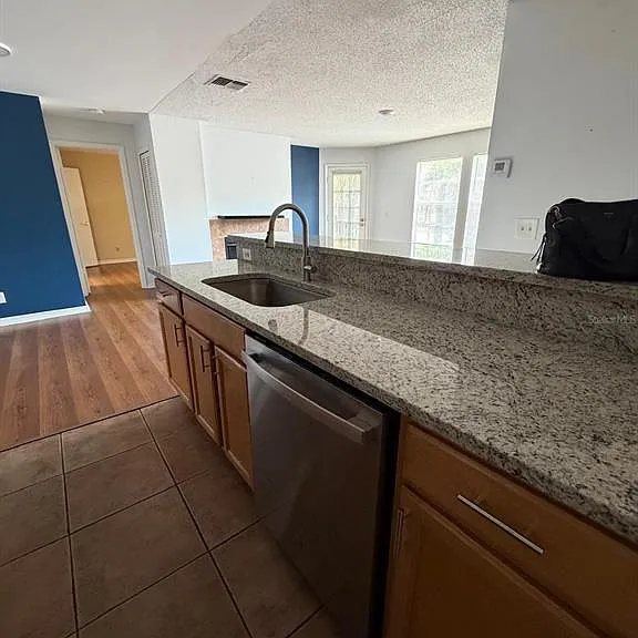 6016 Westgate Dr #201 — Photo 11