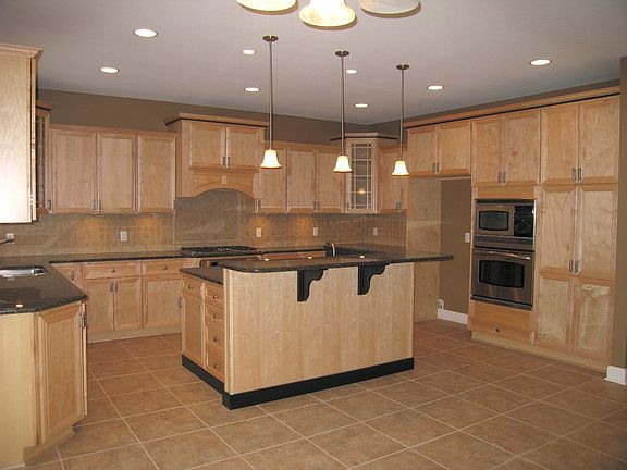 2nd image of 7849 Honeysuckle Dr