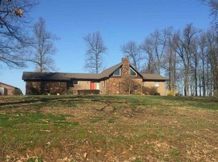 815 Fisher Rd, Paducah, KY 42001