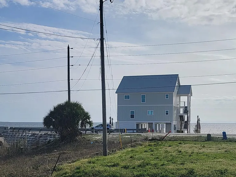 Your View of the Gulf of Mexico across the street!