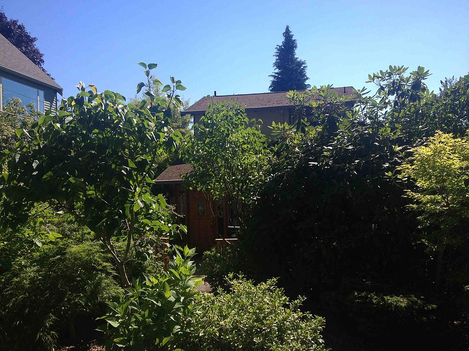 2nd image of 6832 21st Ave NE