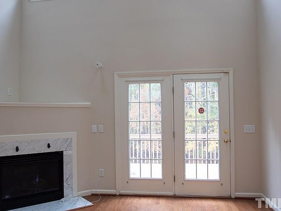 2nd image of 5026 Bridgewood Dr