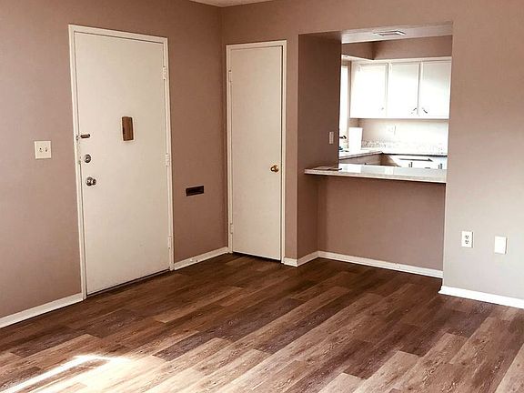 5th image of 28084 Winged Foot Dr