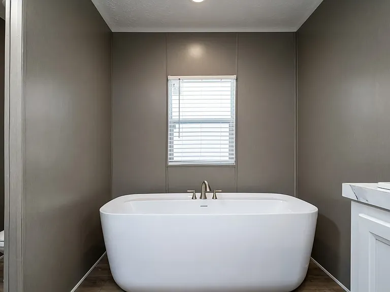 12518 Descanso Cir — Photo 7