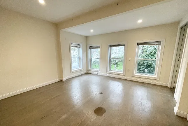 21 Iroquois St #2A — Photo 10
