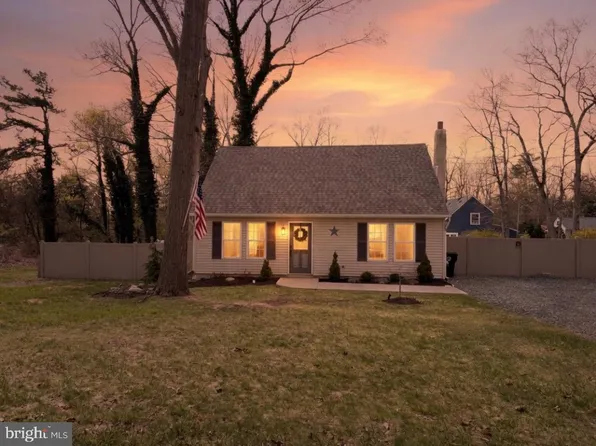 11 N Central Ave, Sicklerville, NJ 08081