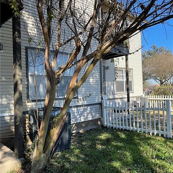 1841 River Crossing Cir #B — Photo 17
