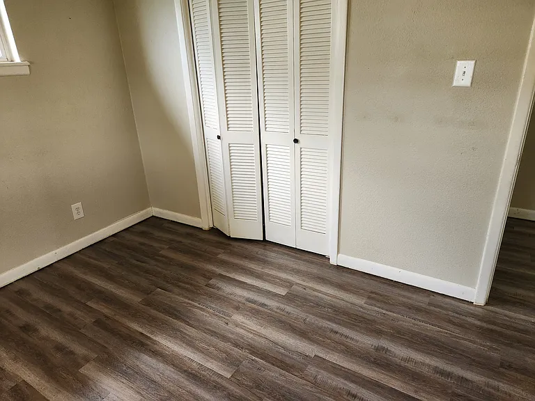 1708 Posey Ln — Photo 9