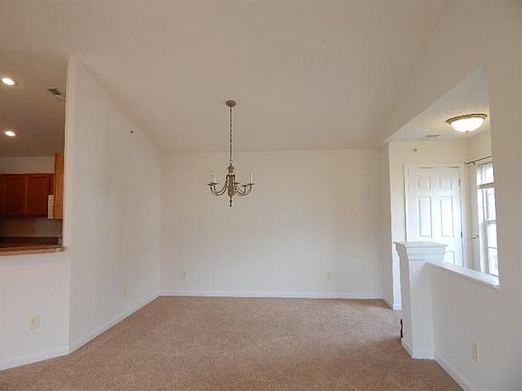 3rd image of 6750 Birdsong Way