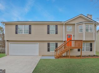 2109 Lown Farm Ln, Lithonia, GA 30058