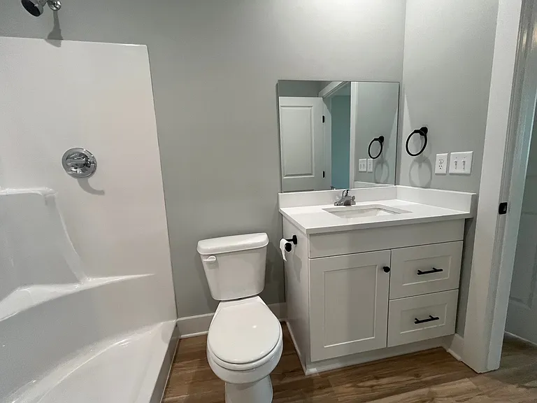4304 N Hazelwood St — Photo 22