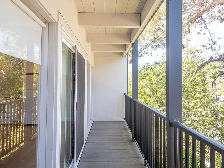 360 Jean St #5 — Photo 9