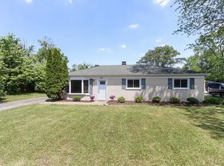 16 E 15th St, Lombard, IL 60148