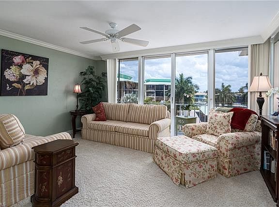 3rd image of 848 Collier Ct APT 402