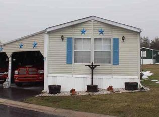 18 Circle Dr, Columbia, PA 17512