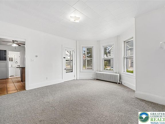 5th image of 1050 Spring Garden St