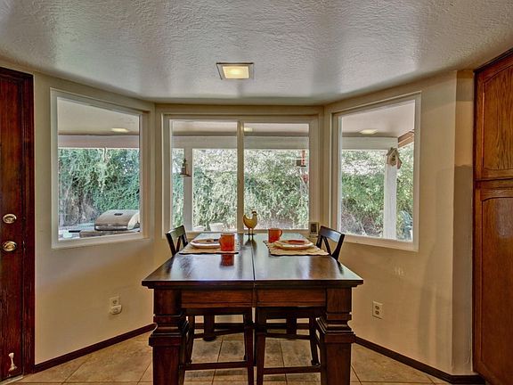 Kitchen 3 (3)_07082022