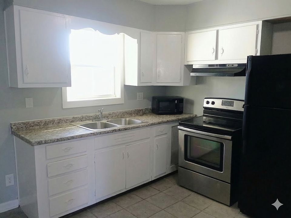 1st image of 1219 E Cherry St