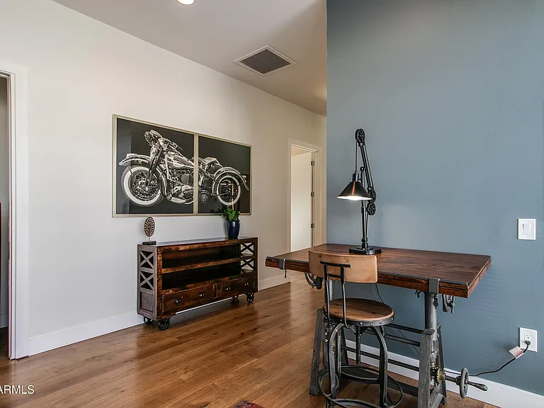 4201 N Marshall Way #2000 — Photo 23